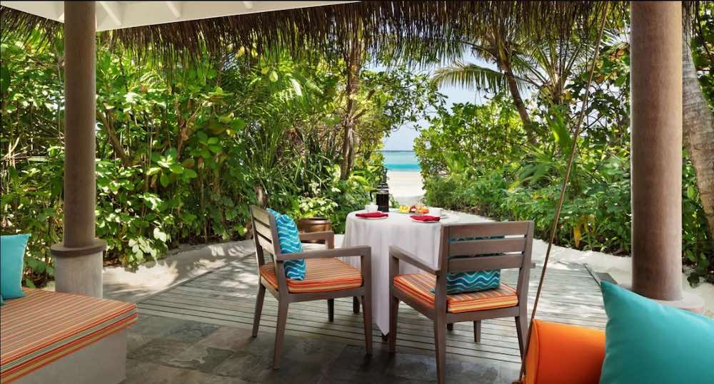 Beachfront Villa photo 11